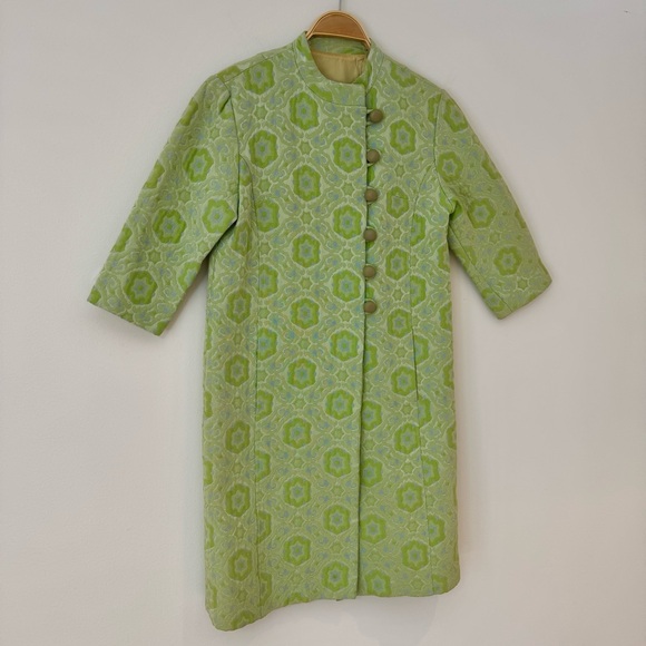 Vintage 1960s Mad Men Green Jacquard Patterned Brocade Coat, Size S - Picture 9 of 16